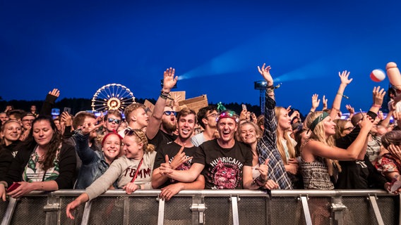 Publikum beim Hurricane Festival in Scheeßel 2019. © NDR/N-JOY Foto: Julian Rausche