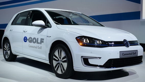 VW zeigt auf der CES 2016 in Las Vegas neue Elektro-Autos © NDR Foto: Britta Pedersen